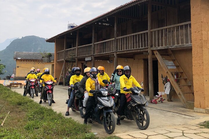 8 Days Sapa Easy Rider Motorbike to Dien Bien Phu - Son La - Mai Chau - Hanoi
